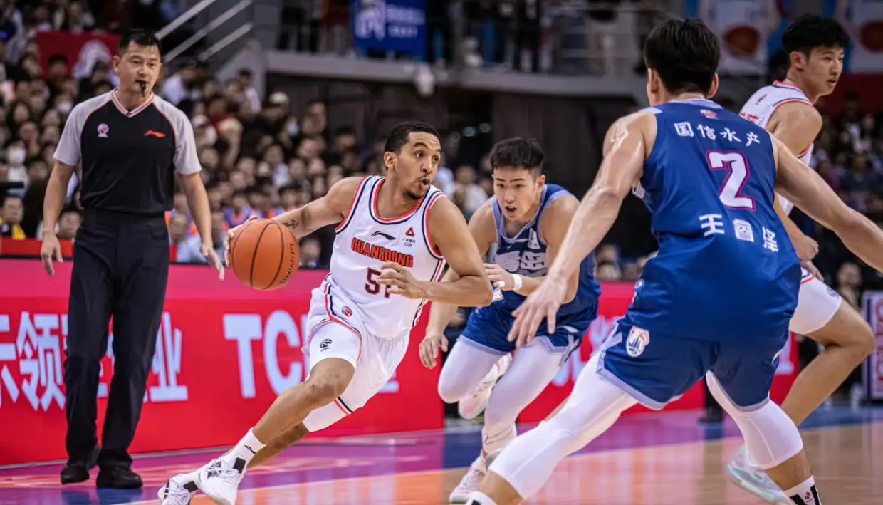 最新官网入口-关于风云突变广东宏远清晨防线松动国王杯国际比赛日刷纪录，风云突变门兴格拉德巴赫赛后临场应变都惊呆了的信息